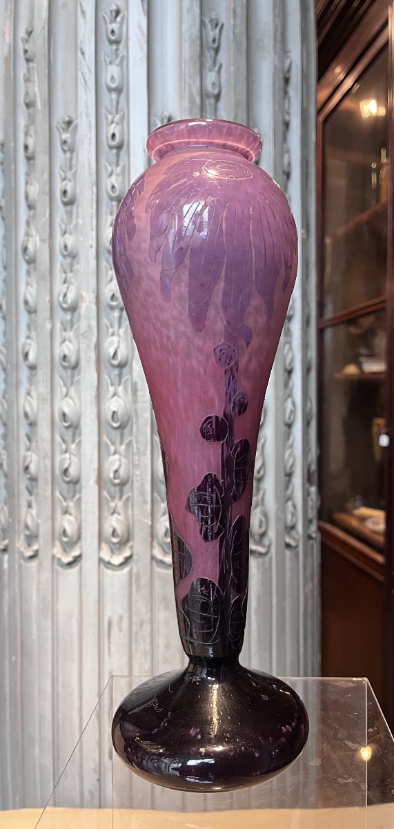 Vase Decorated With Dahlias. Le Verre Français.-photo-3