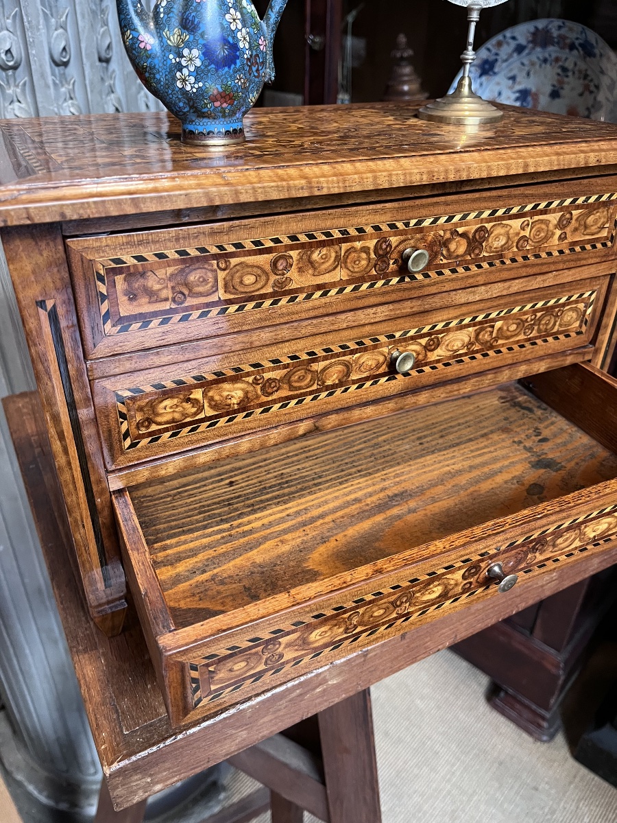 Small Master Bedroom Dresser. -photo-8