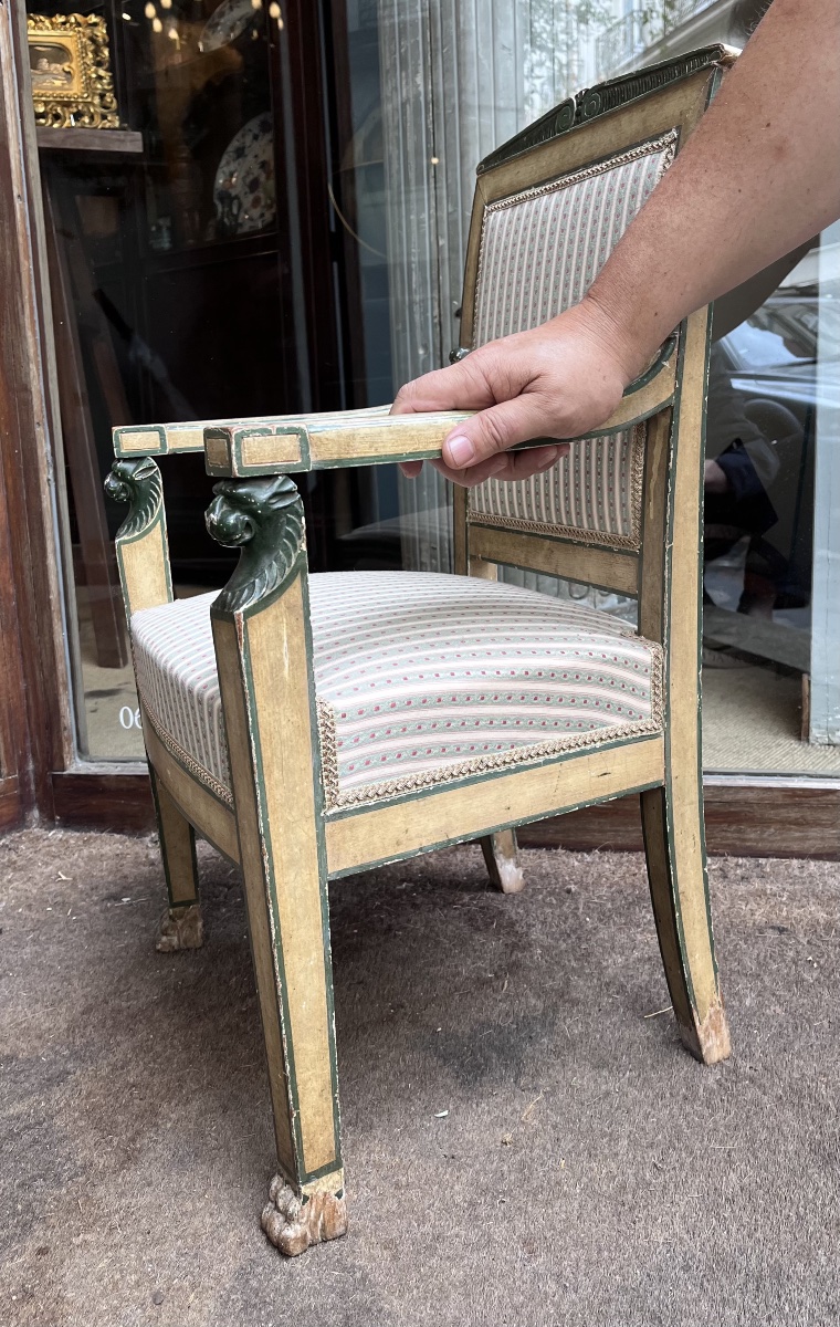 Lacquered Wooden Children's Chair.-photo-4
