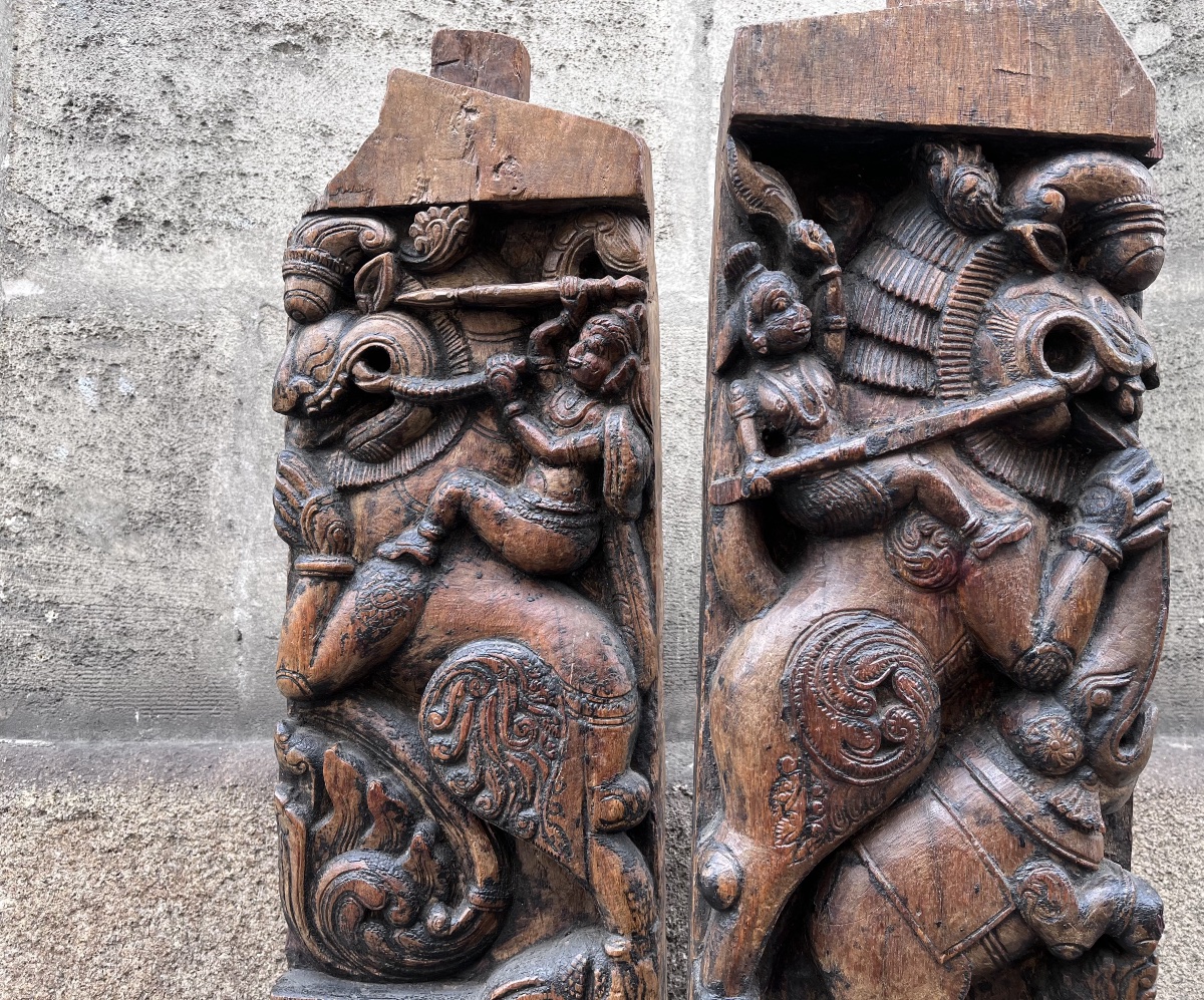 Paire d’éléments en bois sculpté . Inde -photo-3
