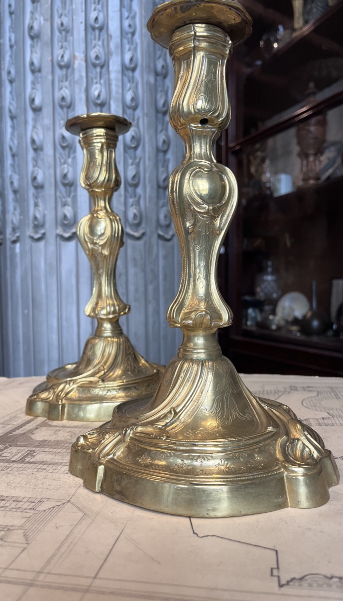 Paire de flambeaux de style Louis XV en bronze .-photo-3