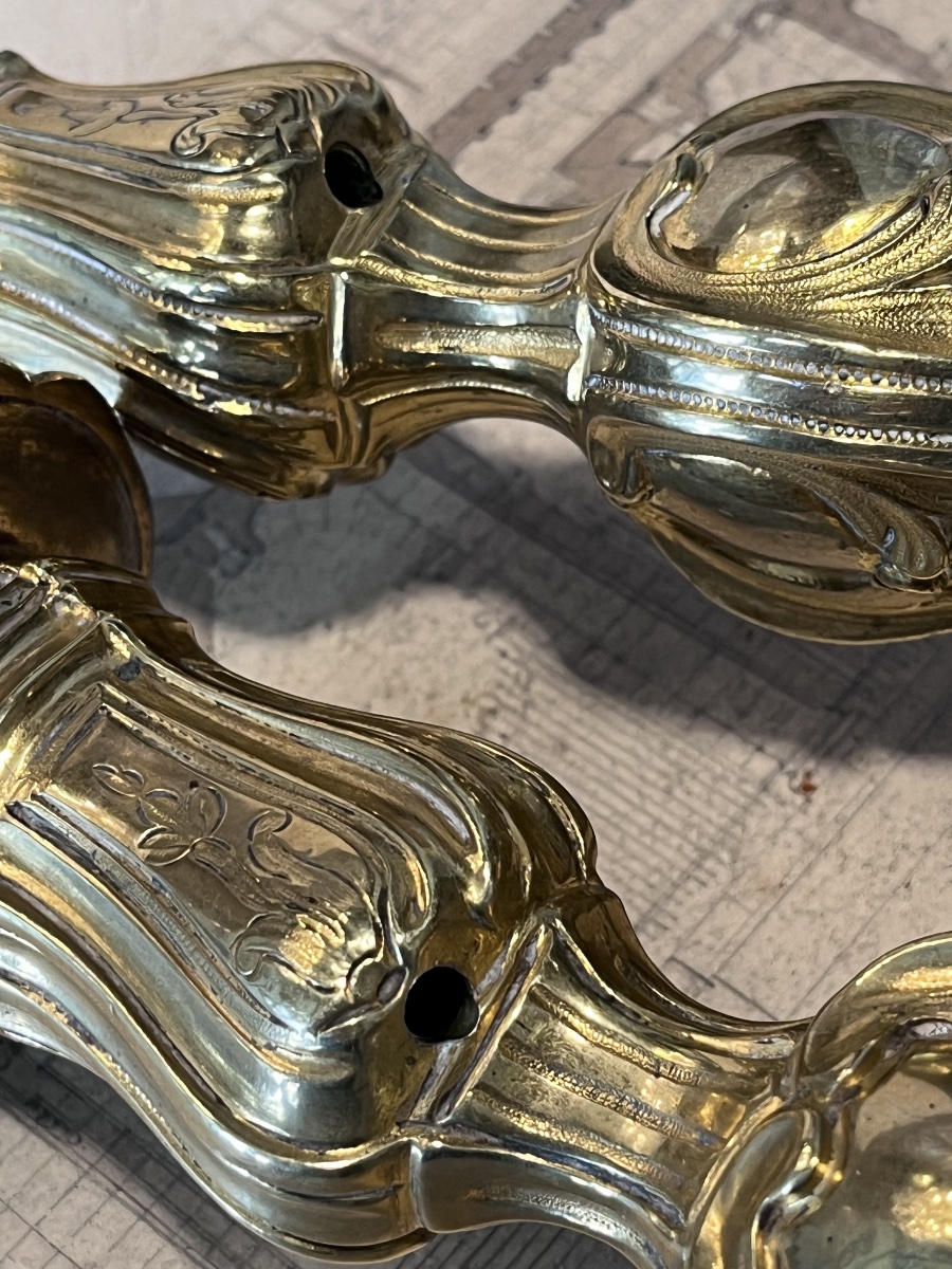 Paire de flambeaux de style Louis XV en bronze .-photo-7
