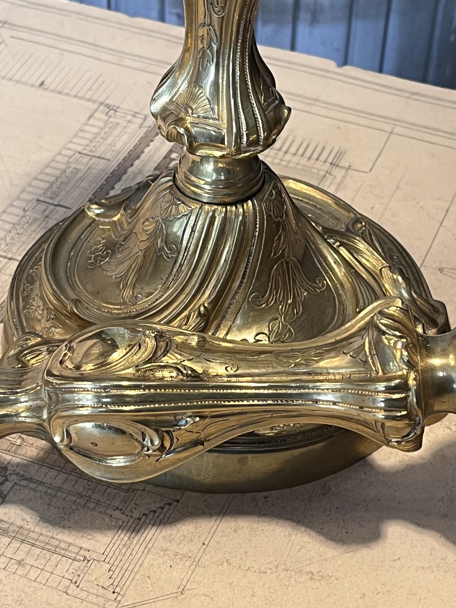 Paire de flambeaux de style Louis XV en bronze .-photo-8