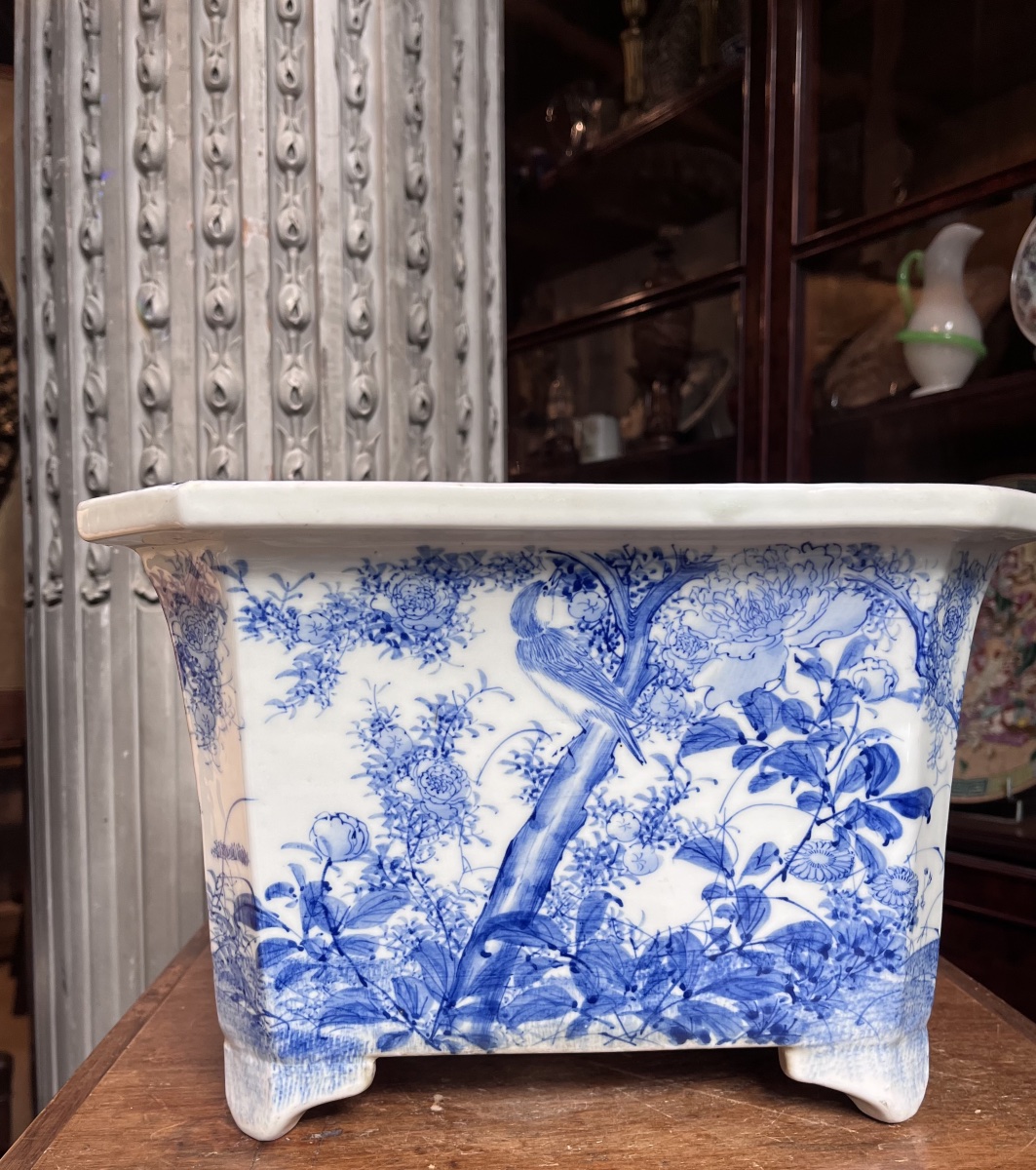 Japan. Large Porcelain Planter.-photo-2