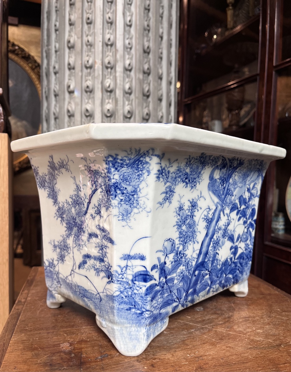 Japan. Large Porcelain Planter.-photo-1
