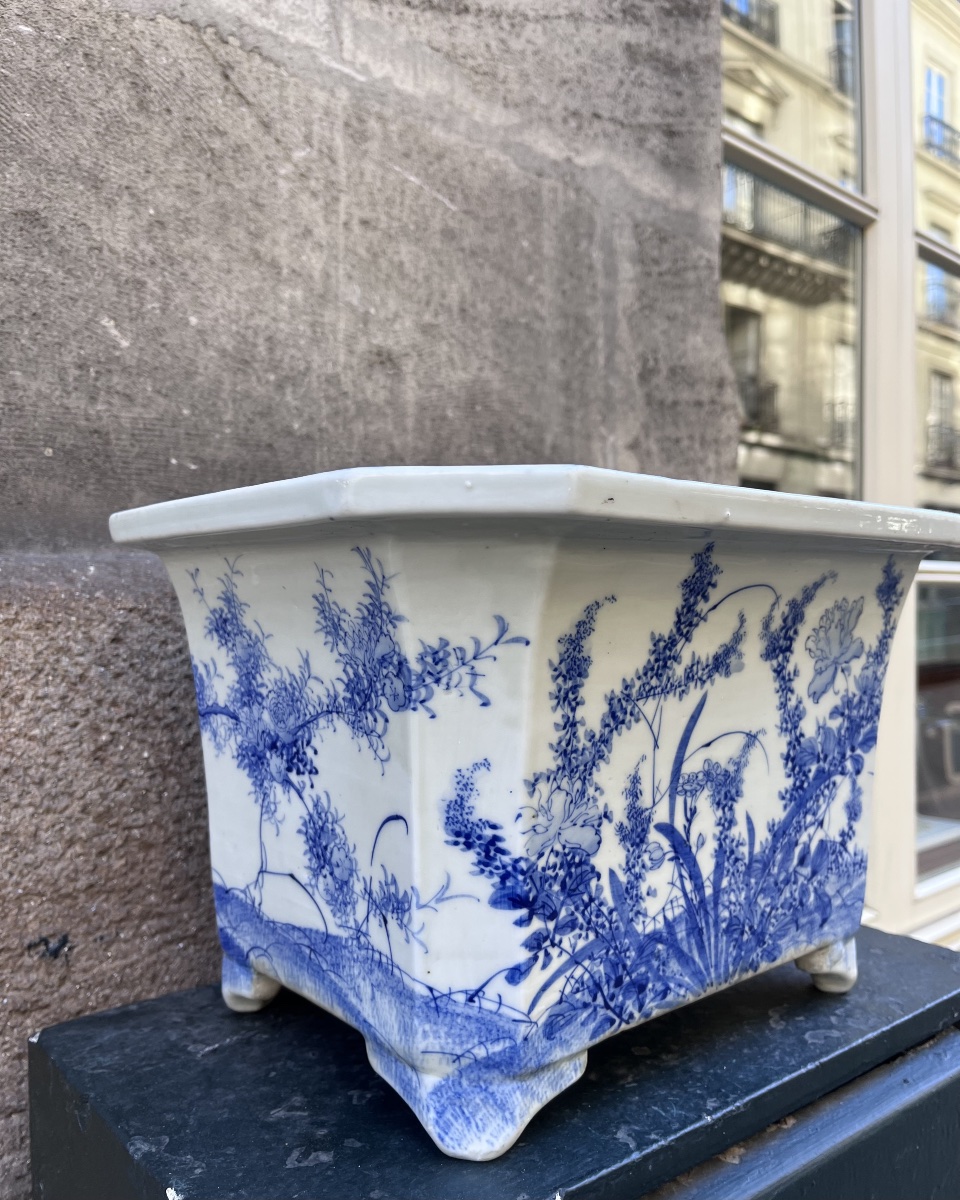 Japan. Large Porcelain Planter.-photo-7