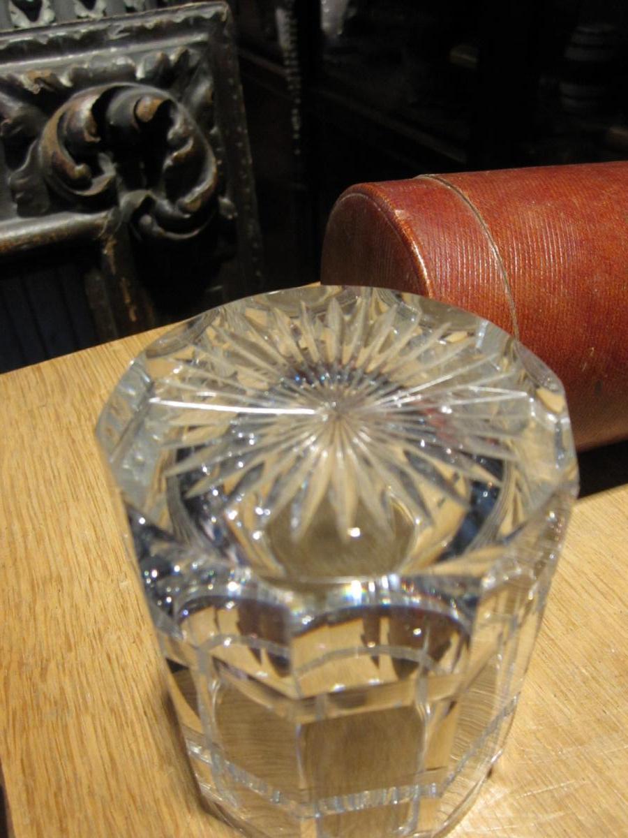 Cut Crystal Tumbler In Leather Case Covered With Leather.-photo-4