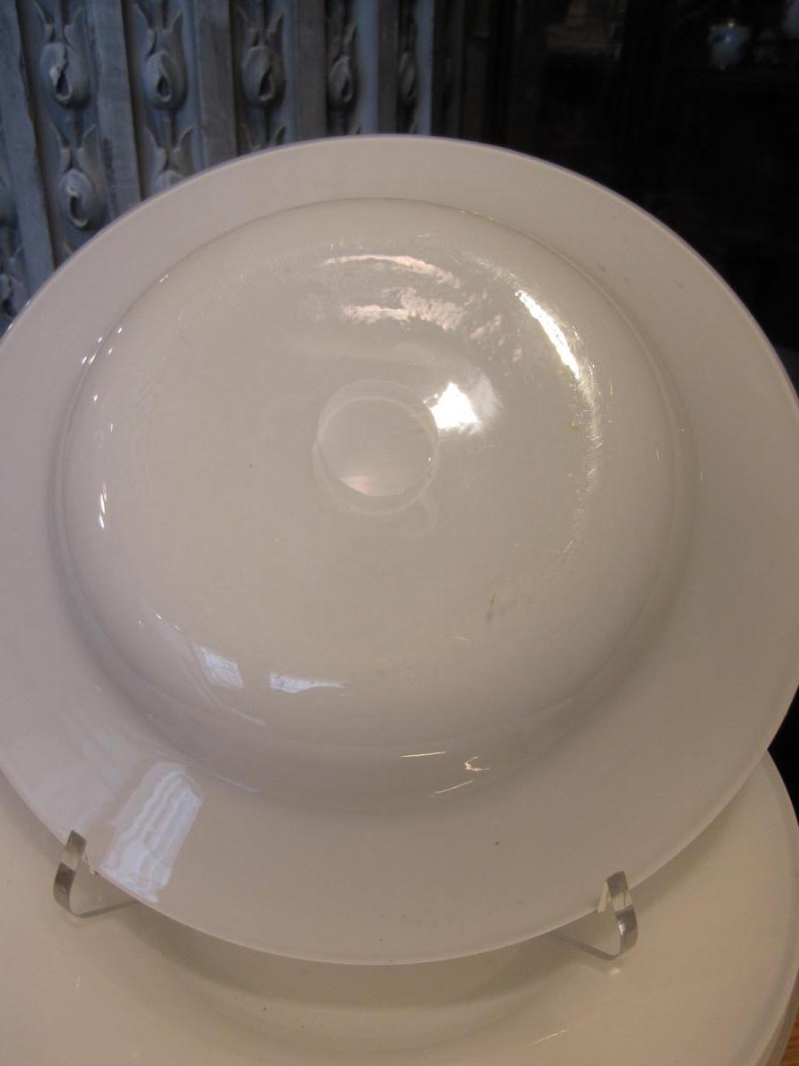 Following Eleven Plates Hollow In White Soapy Opaline.-photo-3