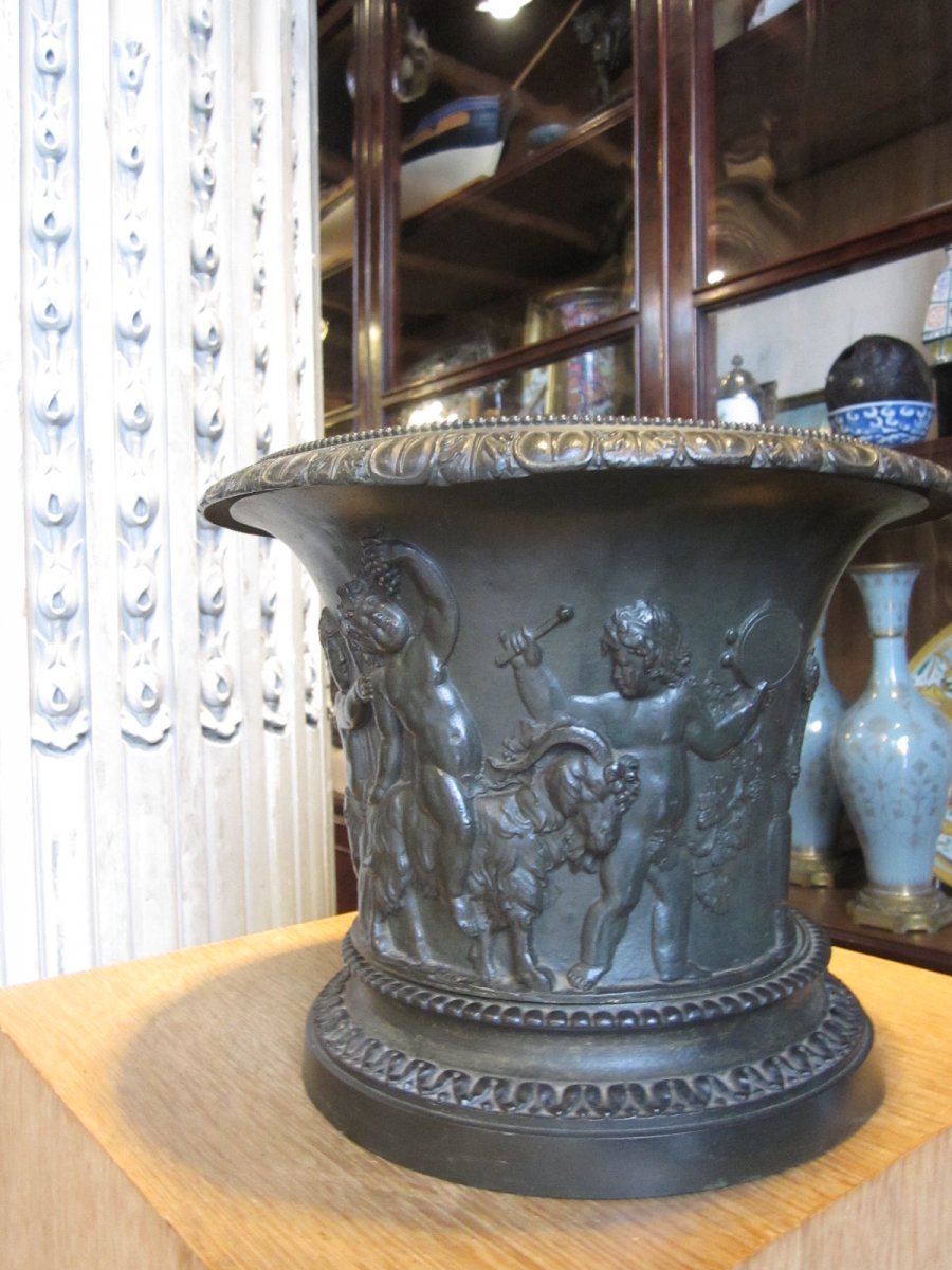 Neo Classical Bronze Vase Decorated With A Round In Friesian Bacchus, Satyrs And Putti.-photo-2