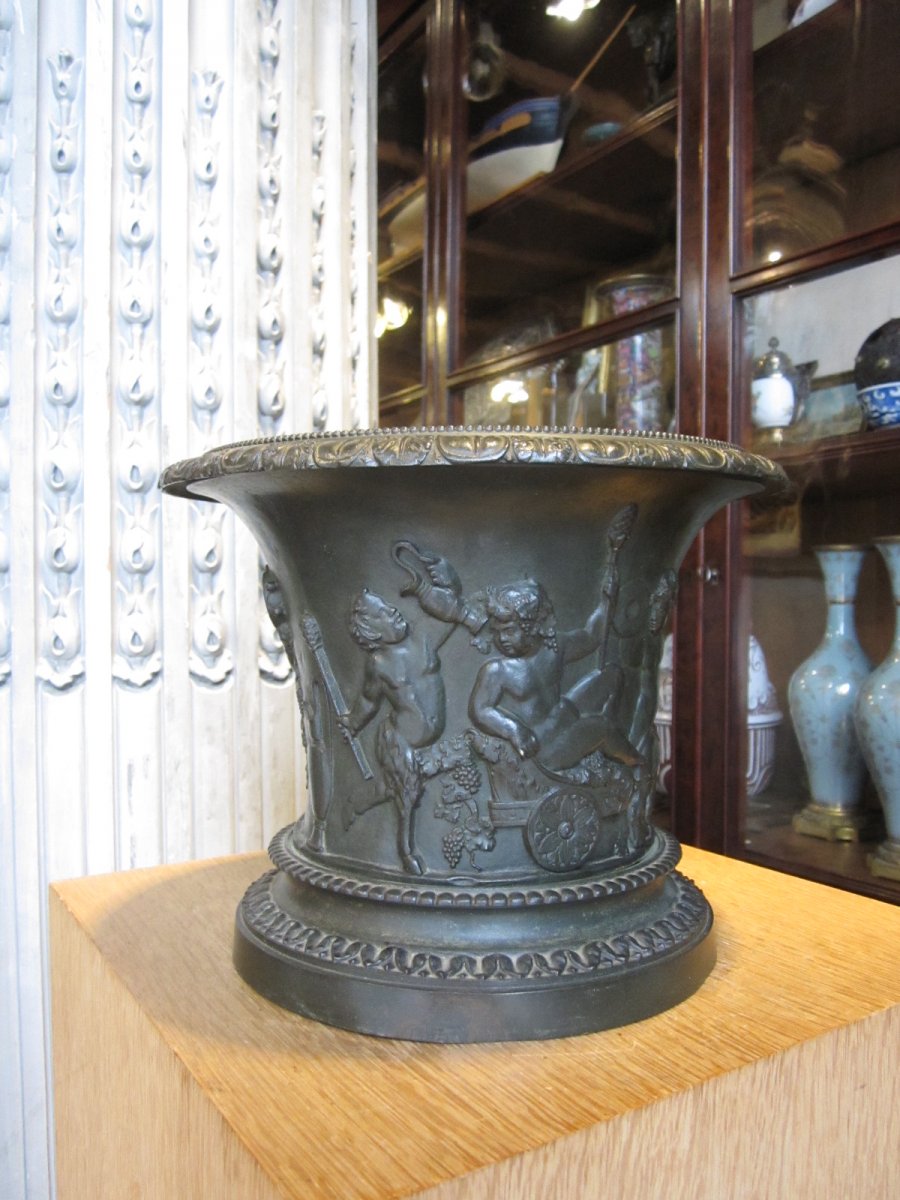 Neo Classical Bronze Vase Decorated With A Round In Friesian Bacchus, Satyrs And Putti.-photo-4