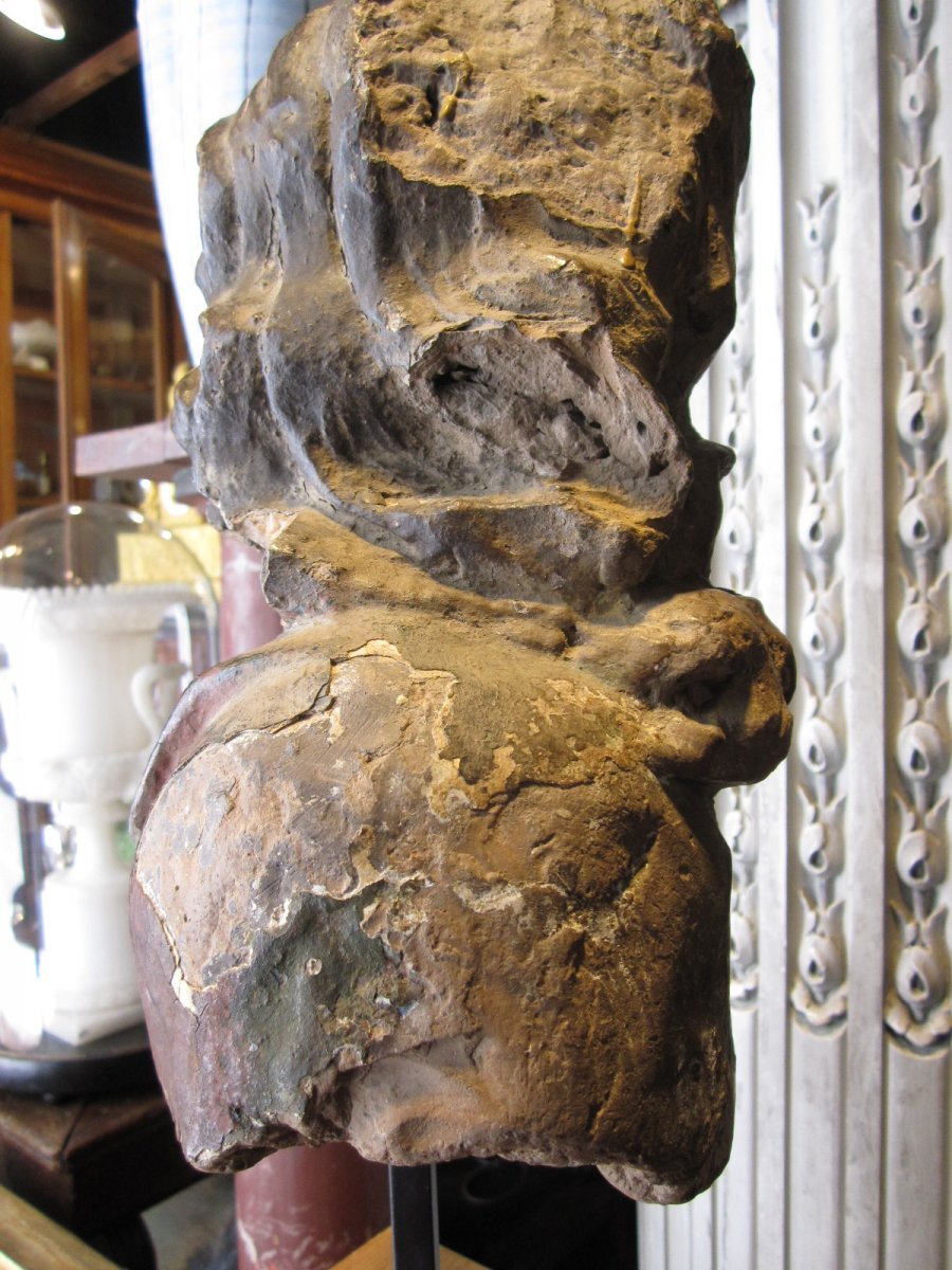 Buste d'Angelot En Terre Cuite Polychrome , Travail Probablement Breton Du Milieu Du 17ieme .-photo-8