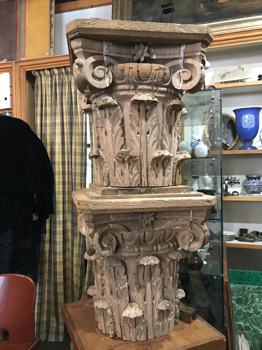 Paire De Chapiteaux Corinthiens En Bois Sculpté.-photo-2