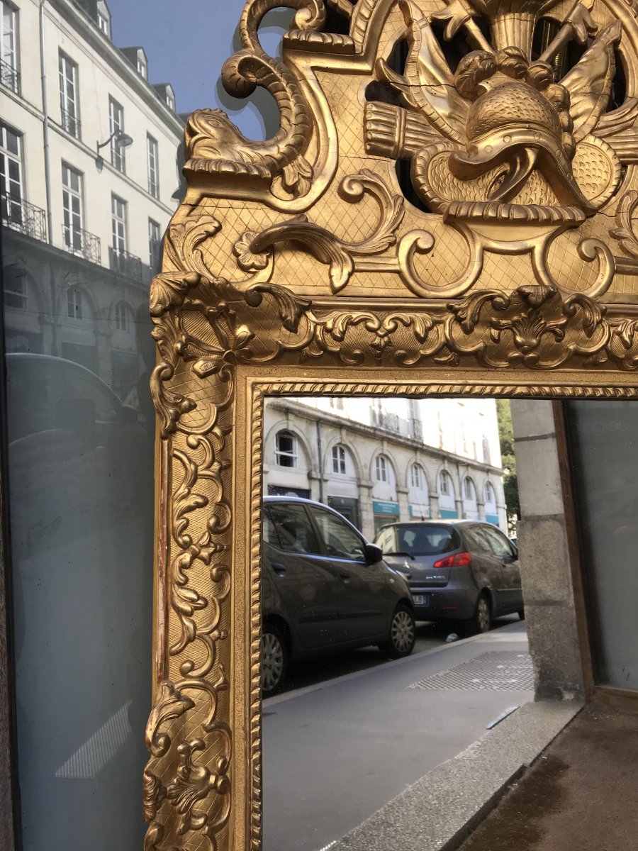 Regency Mirror In Carved And Gilded With Openwork Fronton.-photo-3