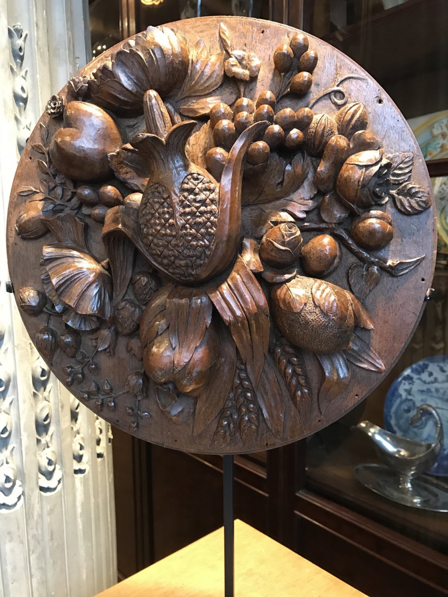 Tondo In Carved Walnut Decorated With Fruits And Flowers.-photo-6