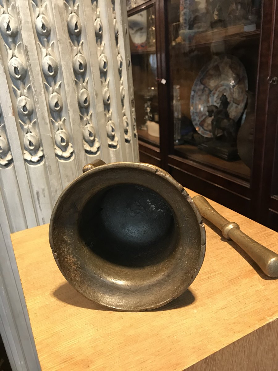 Bronze Mortar And Its Pestle With Two Handles.-photo-3