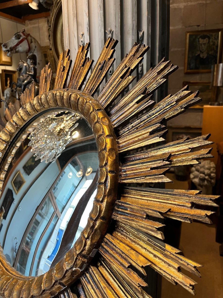 Important Witch Mirror In Golden Wood.-photo-4