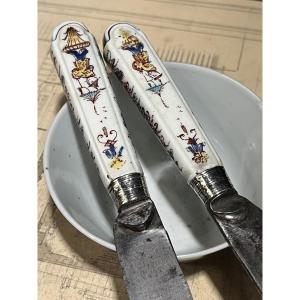 Couteaux manche  en porcelaine Chantilly 
