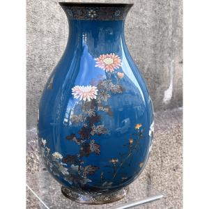 Japon Époque Meiji . Vase balustre .