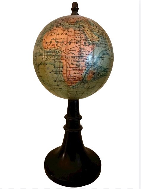Globe Terrestre Miniature J. Forest   C.1880