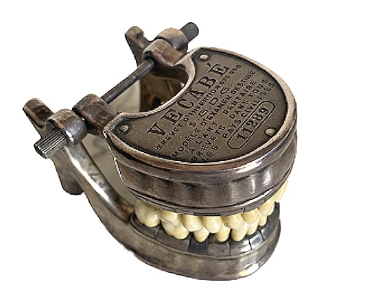 Coffret de Prothésiste de démonstration complet de son appareil et éléments DENTISTERIE MEDICAl-photo-3
