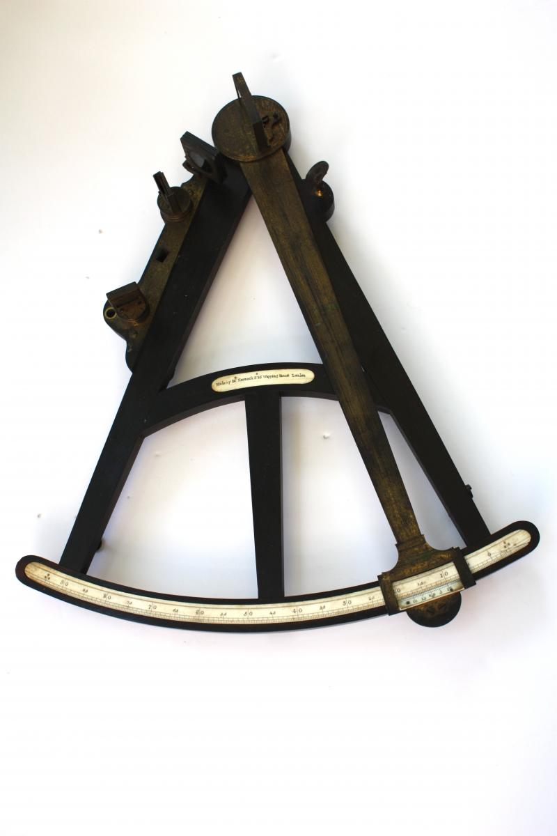 GRAND OCTANT DE MARINE ANGLAIS XVIII EME SIGNÉ
