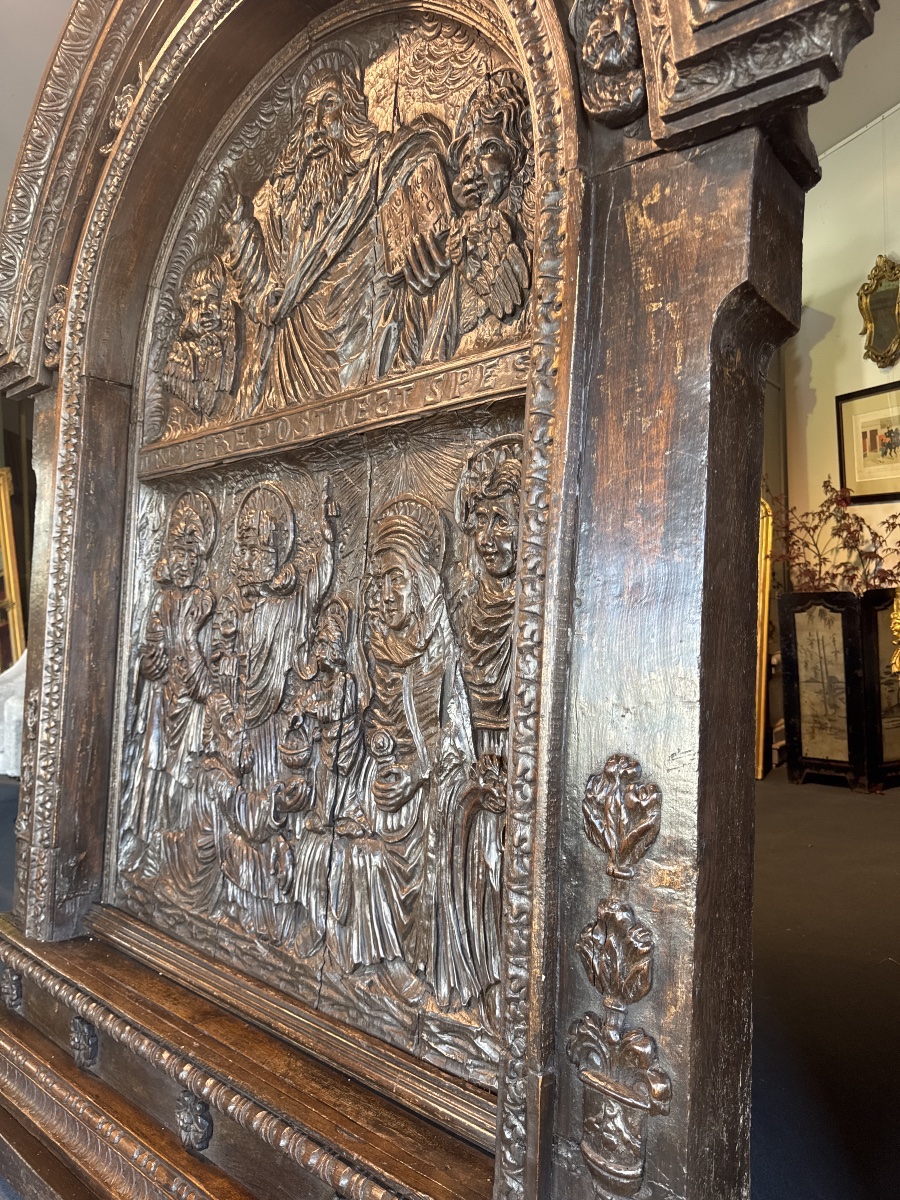 Important 17th-century Carved Oak Altarpiece-photo-6
