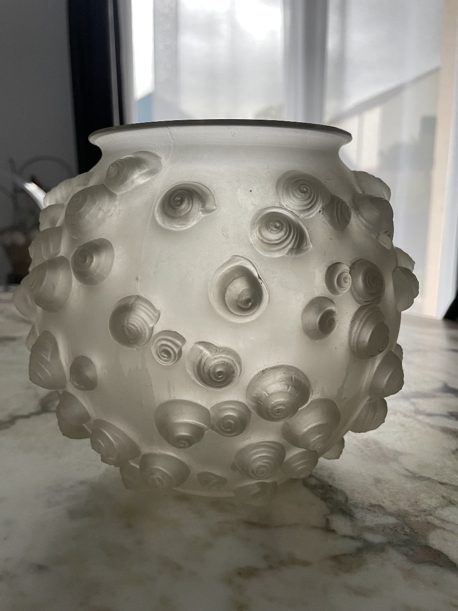 René Lalique - Vase en verre blanc modèle Palissy décor escargots-photo-6