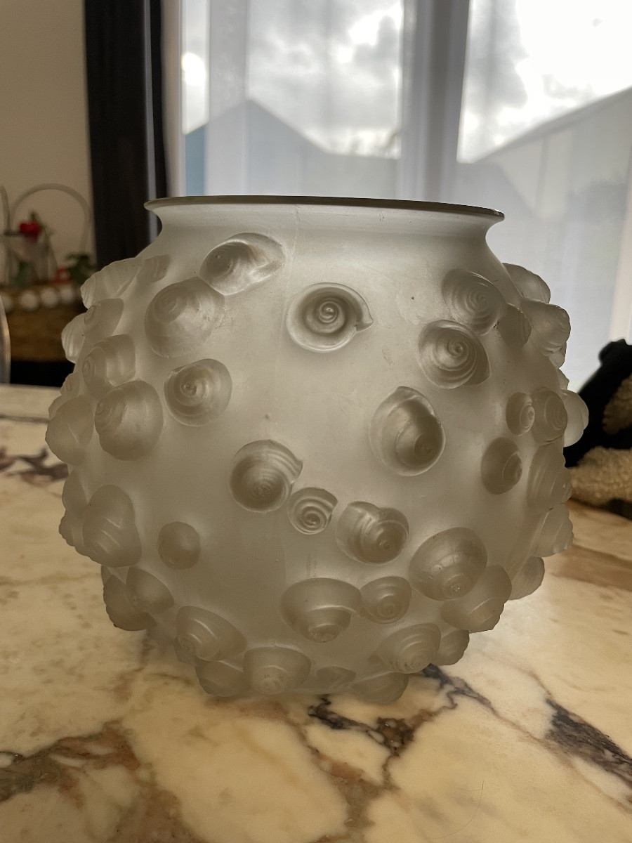 René Lalique - Vase en verre blanc modèle Palissy décor escargots-photo-7