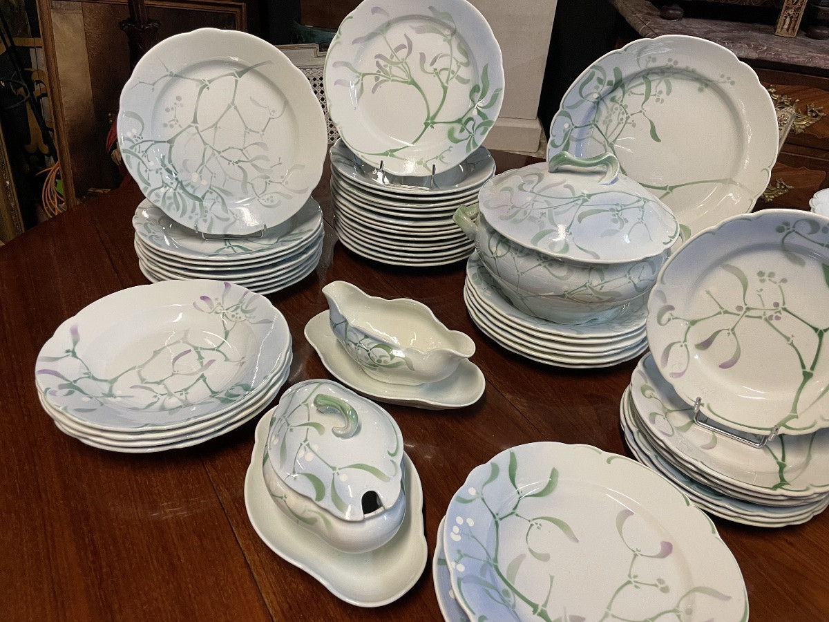 Edmond Lachenal "au Gui" Dinner Service, Keller And Guerin Faience, 62 Pieces-photo-3