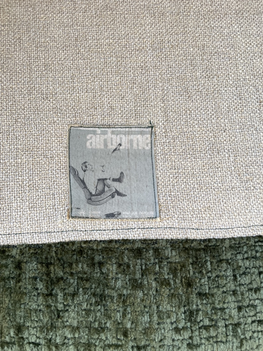 Michel Cadestin - Karate Chair Airborne Edition Circa 1970-photo-7