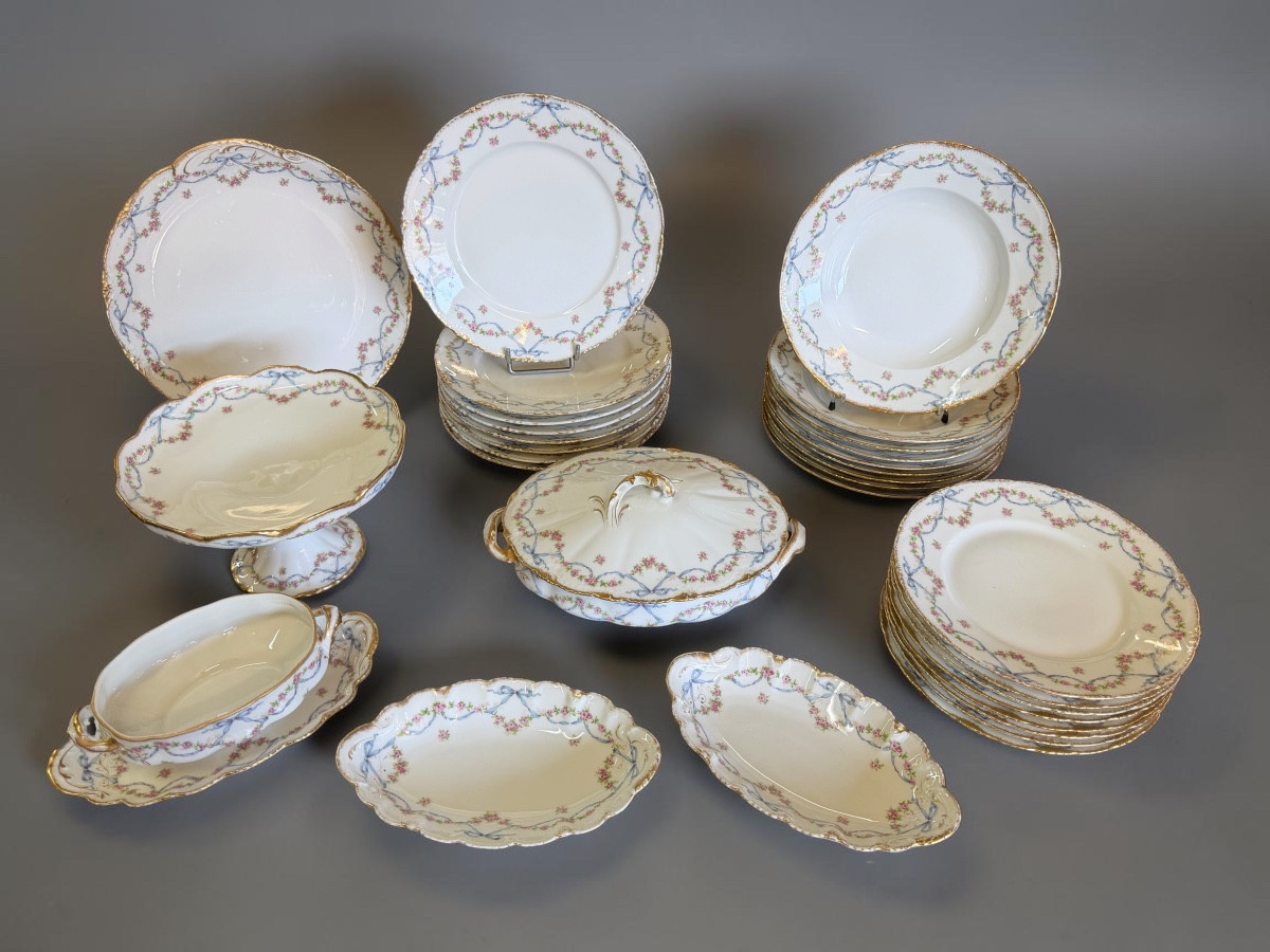 Haviland - Part Of A Porcelain Dinner Service Decorated With Garlands Of Flowers 20th C