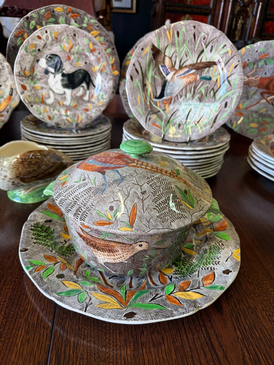 Gien - Rambouillet Model - Gien Earthenware Dinner Service With Hunting Décor 53 Pieces-photo-1