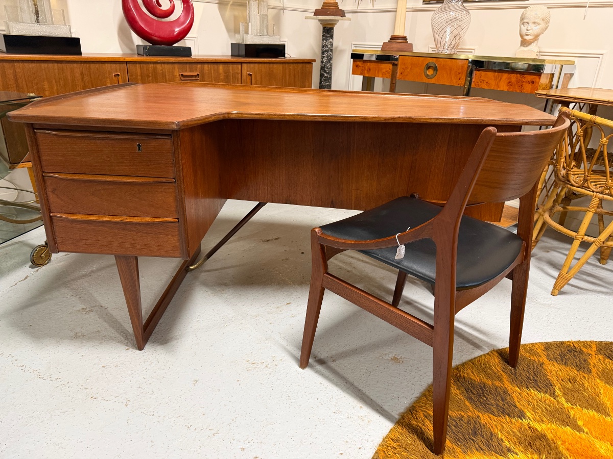 Bureau Boomerang par Peter Lovig Nielsen en Teck Danemark circa 1960-photo-8