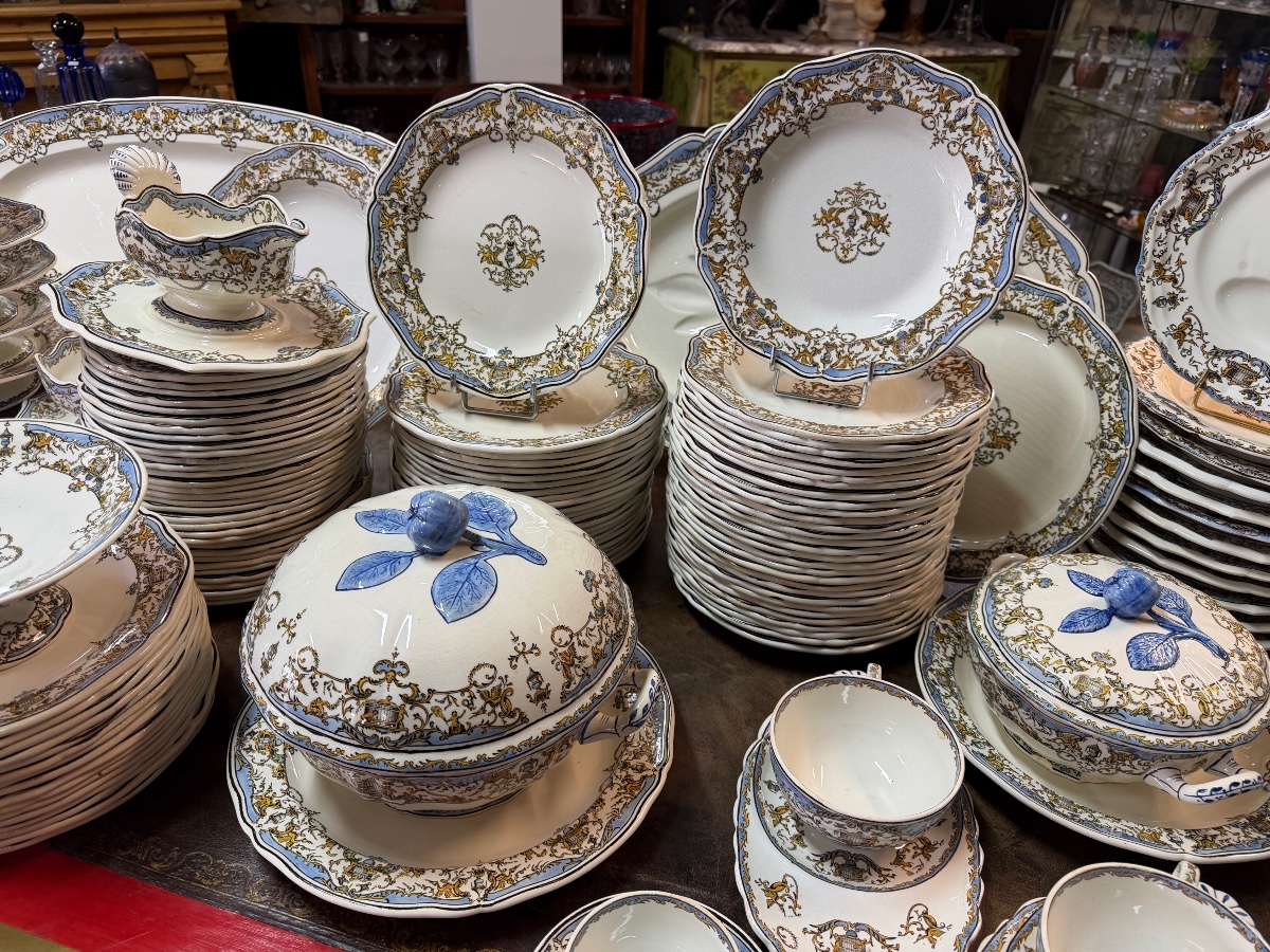 Gien - Dyonisos "au Pressoir" Dinnerware Set, 165-piece Set-photo-3