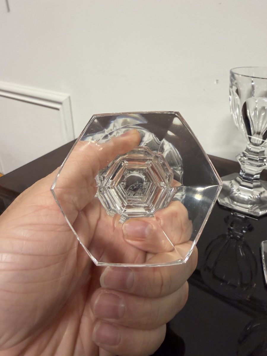 8 verres à apéritif en cristal de Baccarat modèle Harcourt H: 11 cm-photo-1