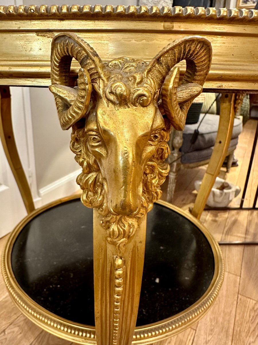 Guéridon Rond De Style Néoclassique à Décor De Têtes De Béliers-photo-3