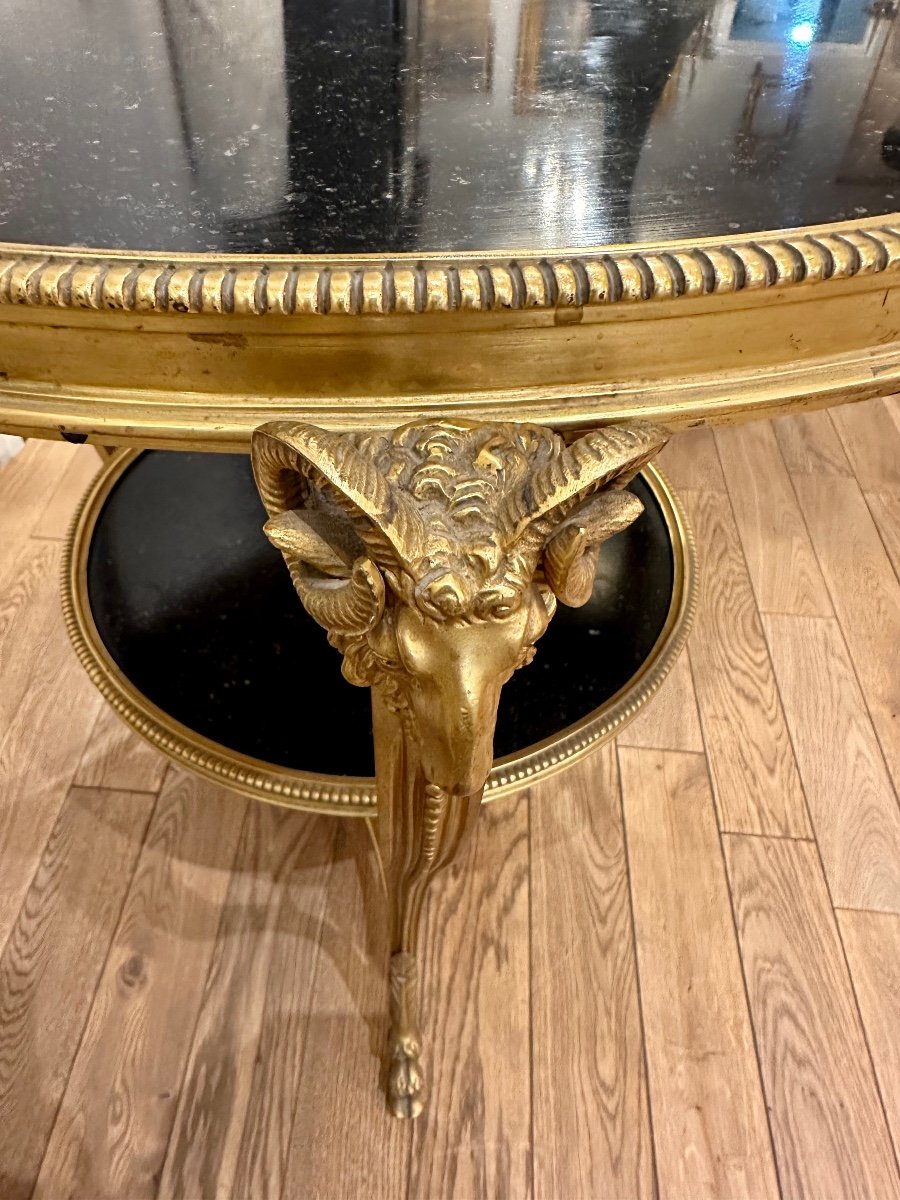 Guéridon Rond De Style Néoclassique à Décor De Têtes De Béliers-photo-7