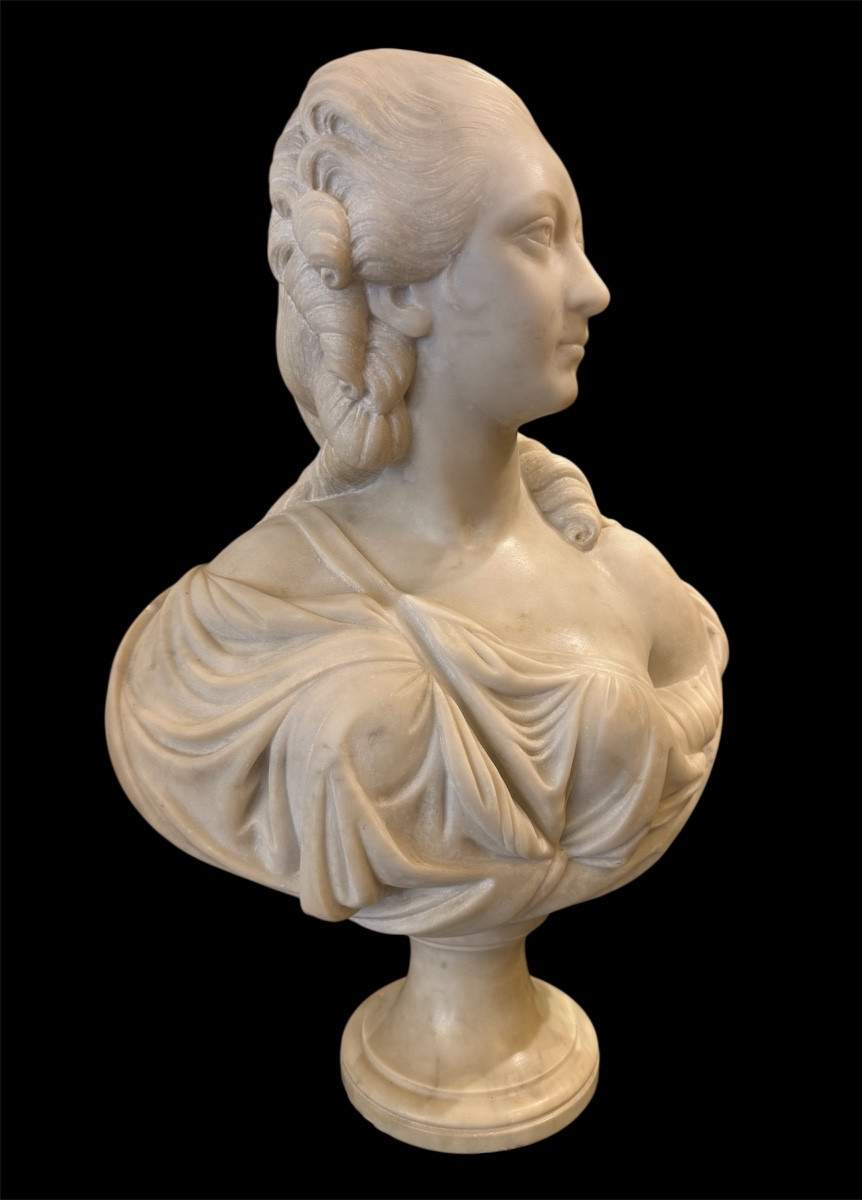 Bust Of The Countess Of Barry In White Marble. Late 19th Century.-photo-2