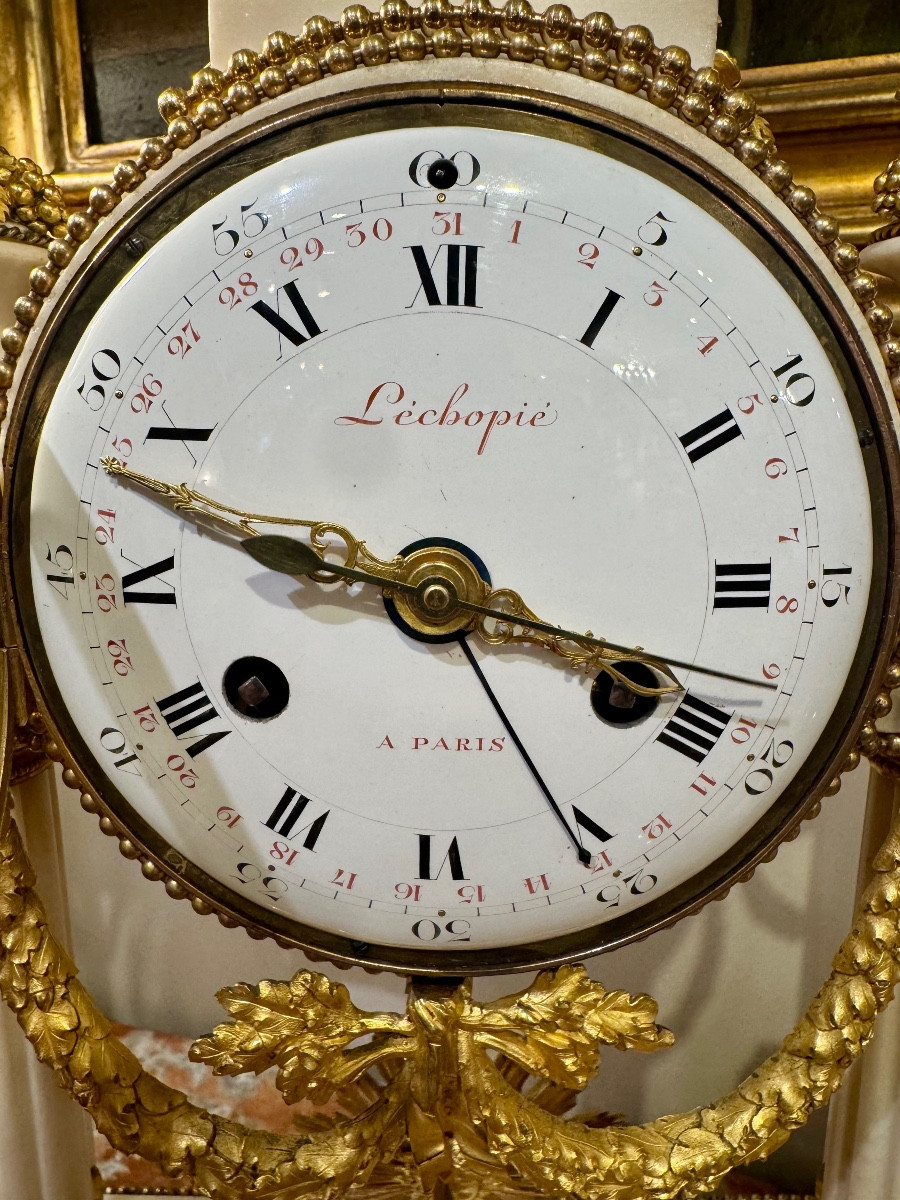 Pendule-Régulateur Epoque Louis XVI "Allégorie de La Guerre et la Paix" signé Lechopié-photo-4