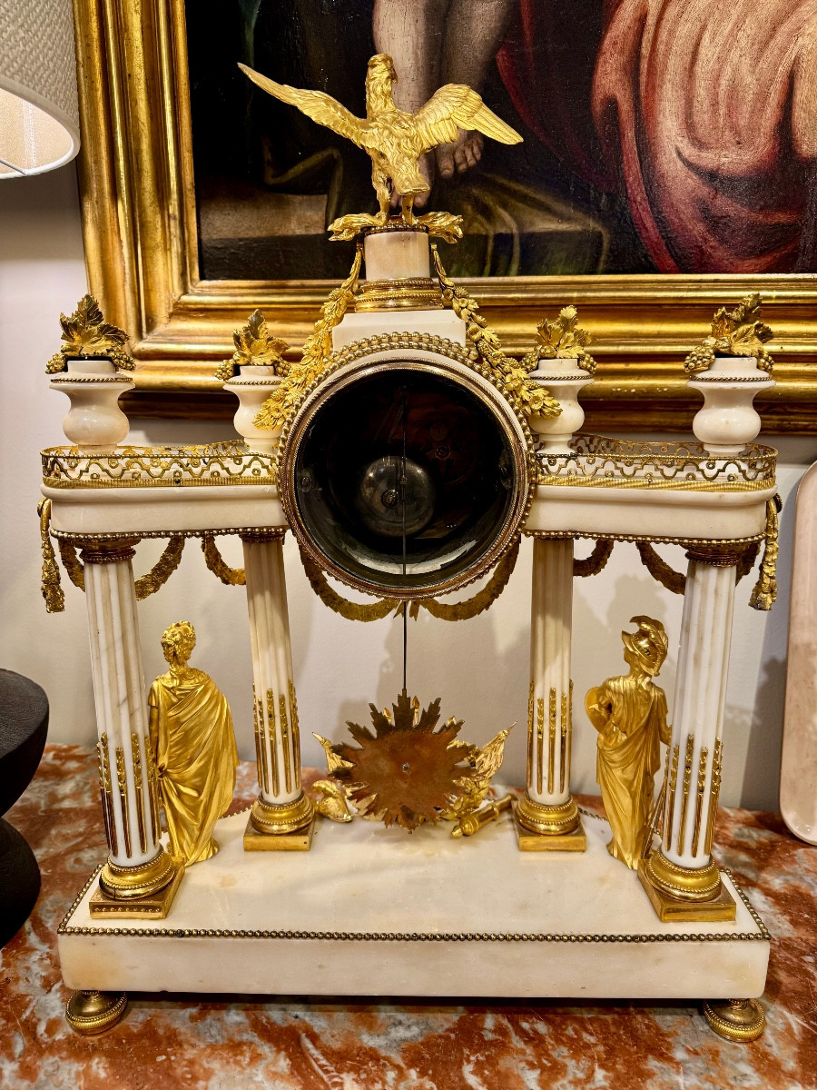 Pendule-Régulateur Epoque Louis XVI "Allégorie de La Guerre et la Paix" signé Lechopié-photo-6