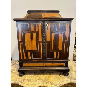 Cabinet In Ebony And Ivory Marquetry, Italy 17th Century