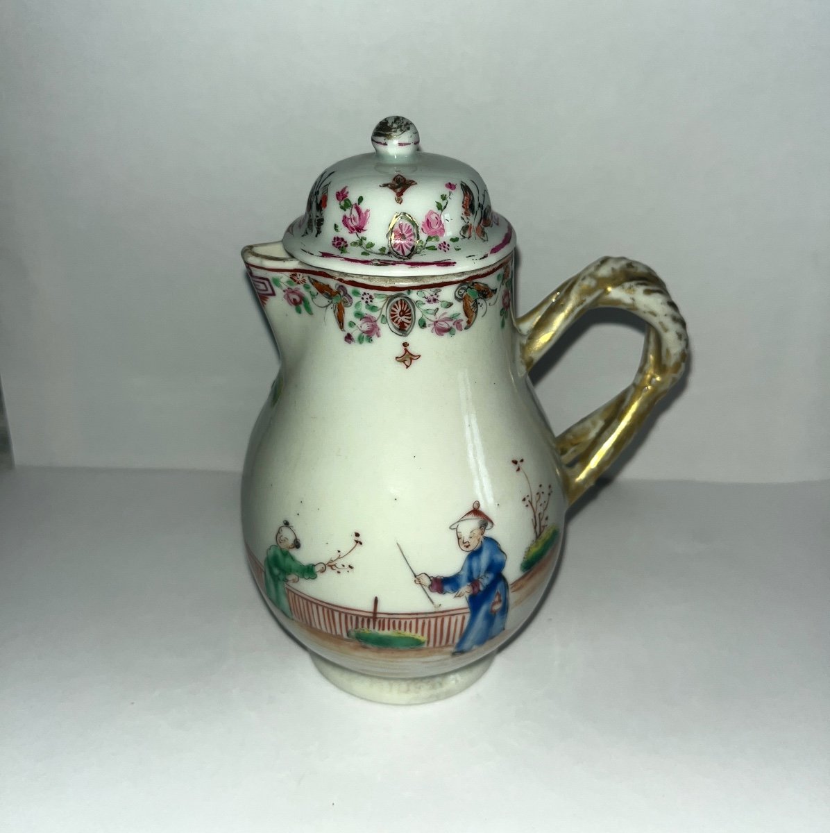 Creamer Compagnie Des Indes  With Chinese Decor From The End Of 17th Century, Beginning Of The 18th Century