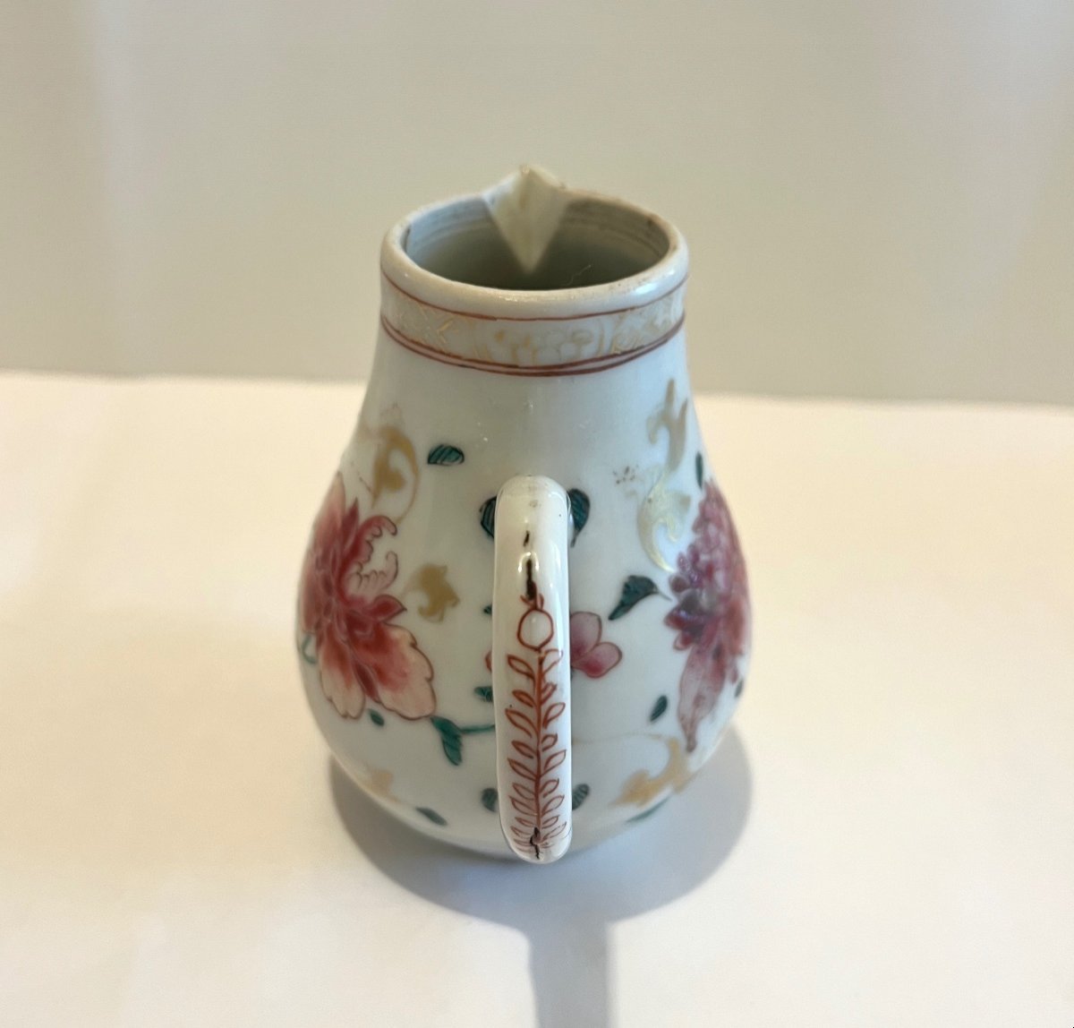 Crémier Pot à Lait Compagnie Des Indes à Décor De Fleurs et rehaussé doré  XVIIIème Siècle-photo-4