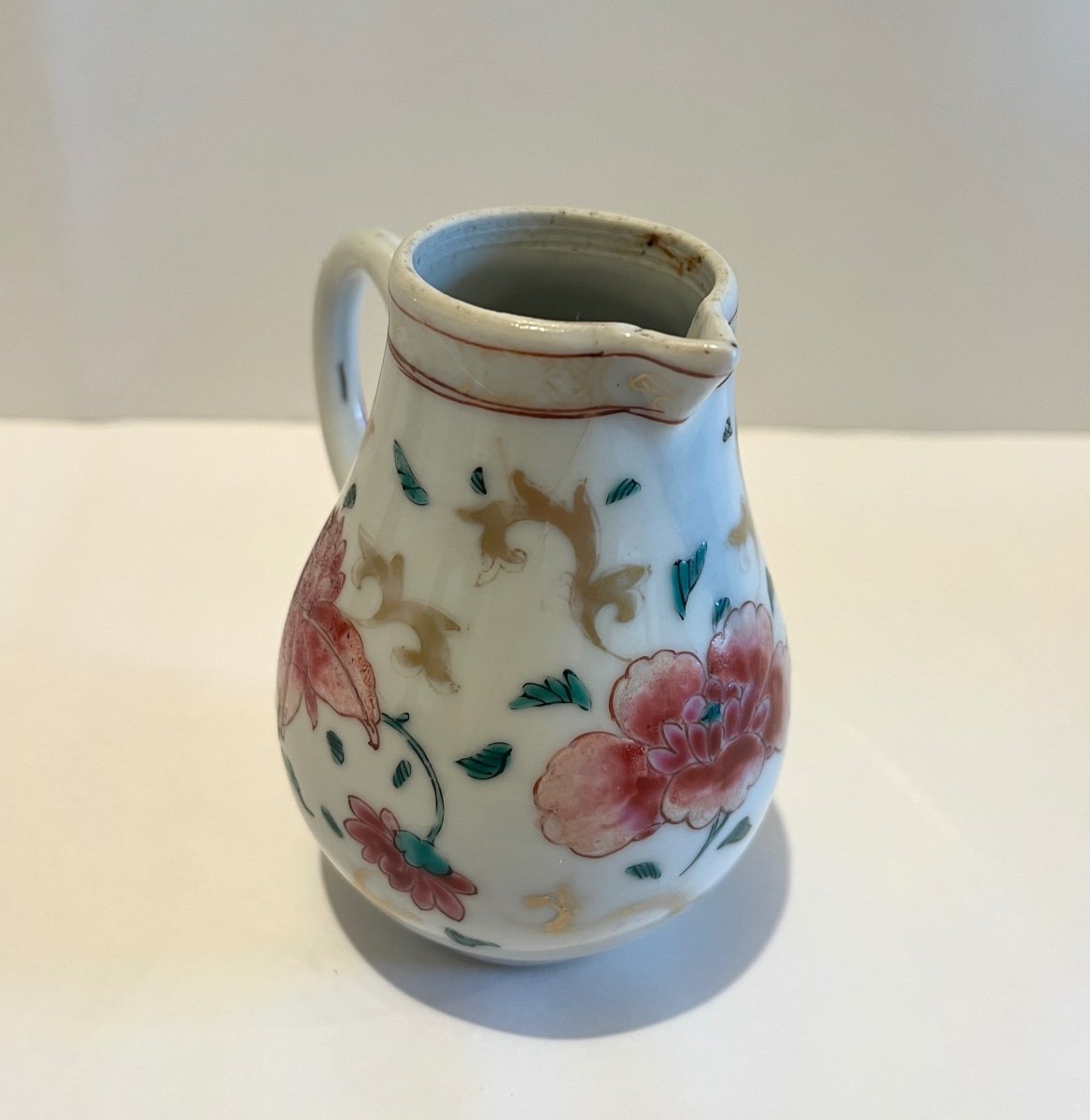 Crémier Pot à Lait Compagnie Des Indes à Décor De Fleurs et rehaussé doré  XVIIIème Siècle-photo-2