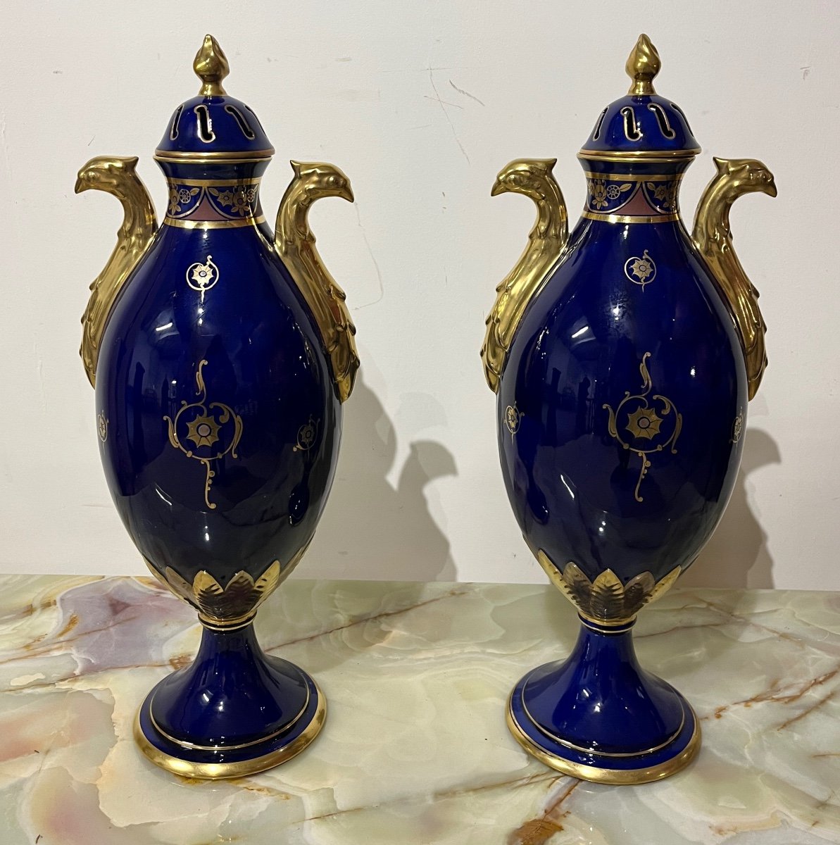 Pair Of Covered Vases Pinon Heuze Tours In Blue And Gold Earthenware , Années 1930 -photo-3
