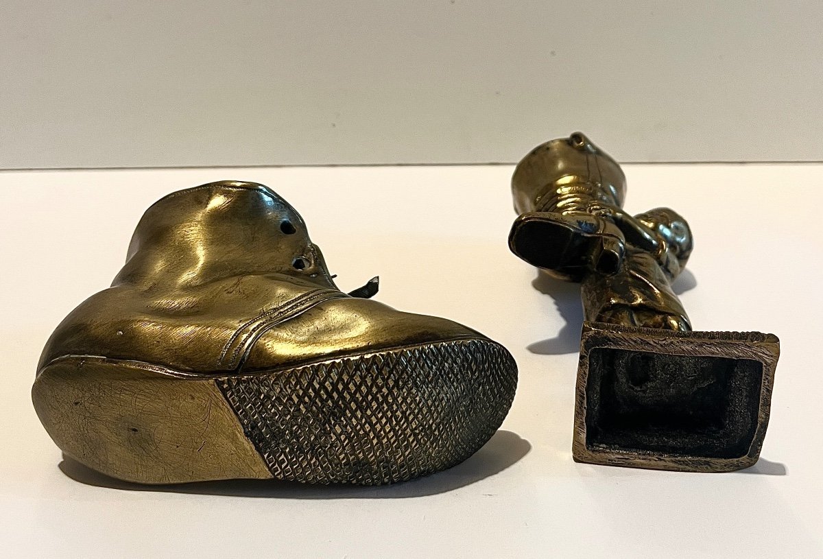 Pyrogenic Bronze Child With Boot And Pyrogenic Bronze Shoe-photo-7