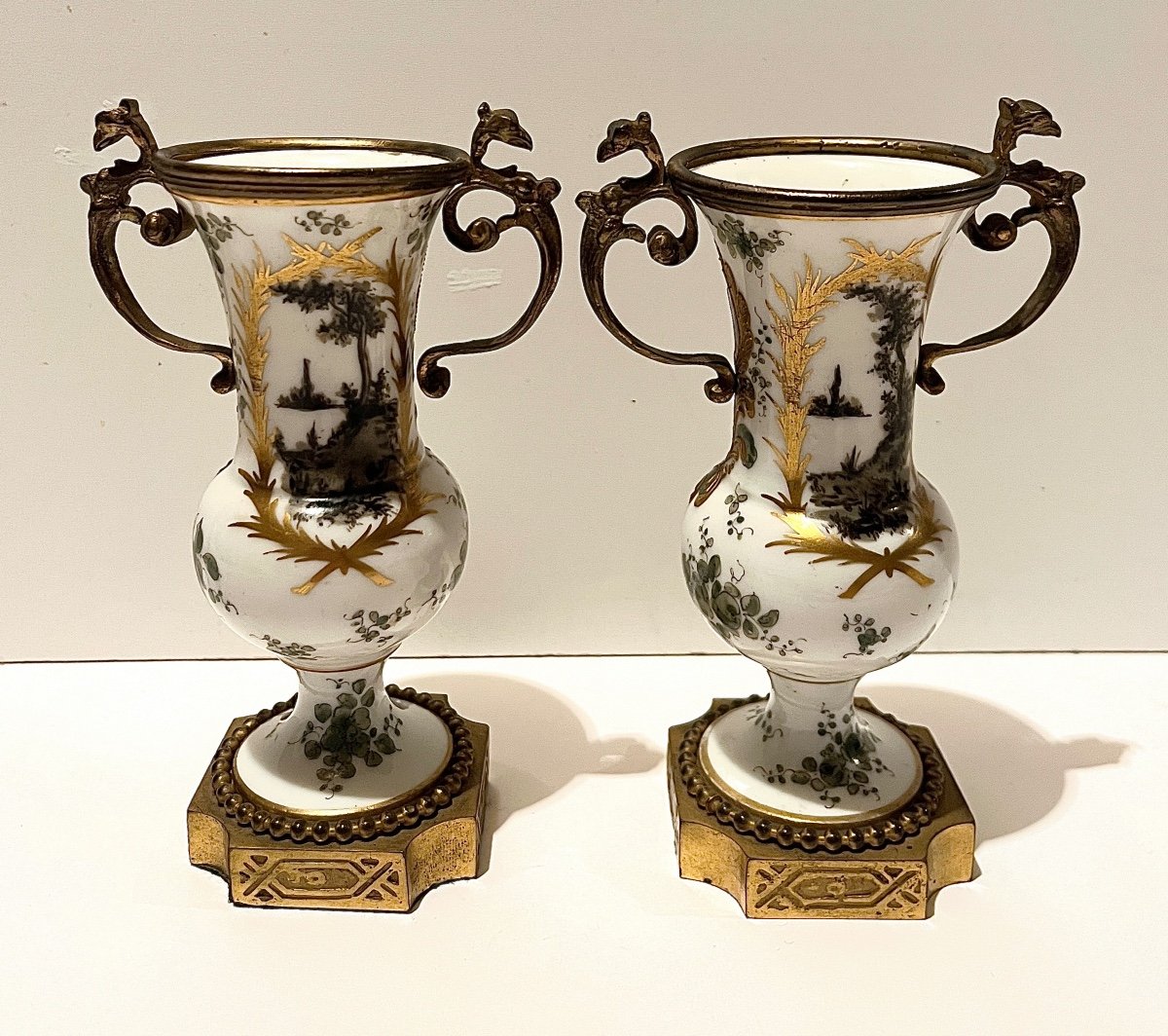 Pair Of Small Vases In Sèvres Or Paris Porcelain And Bronze -photo-1