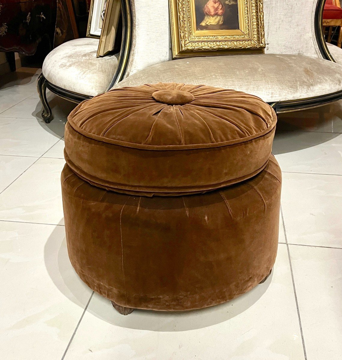 Brown Art Deco Pouf