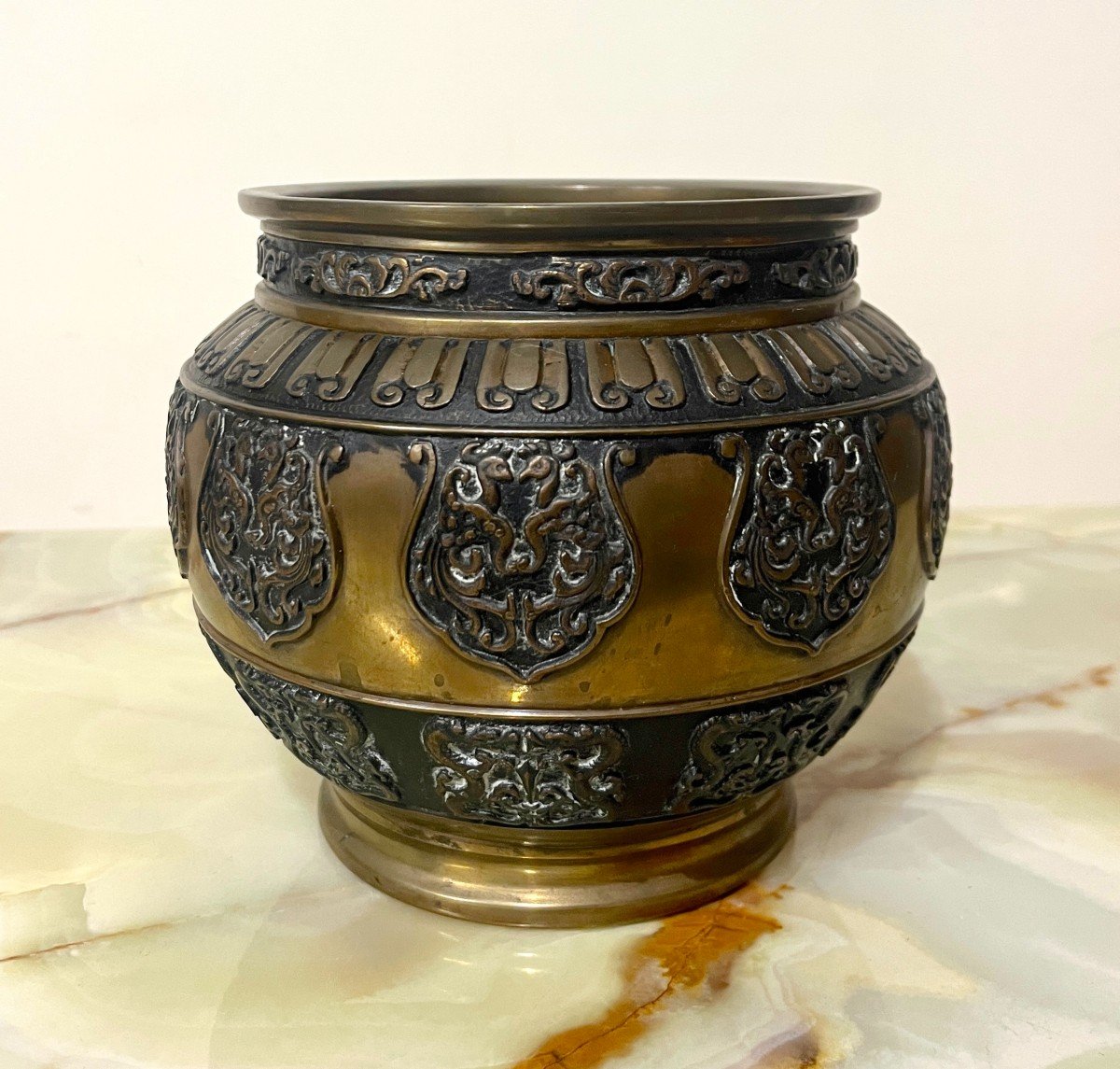 Vase En Bronze -photo-2