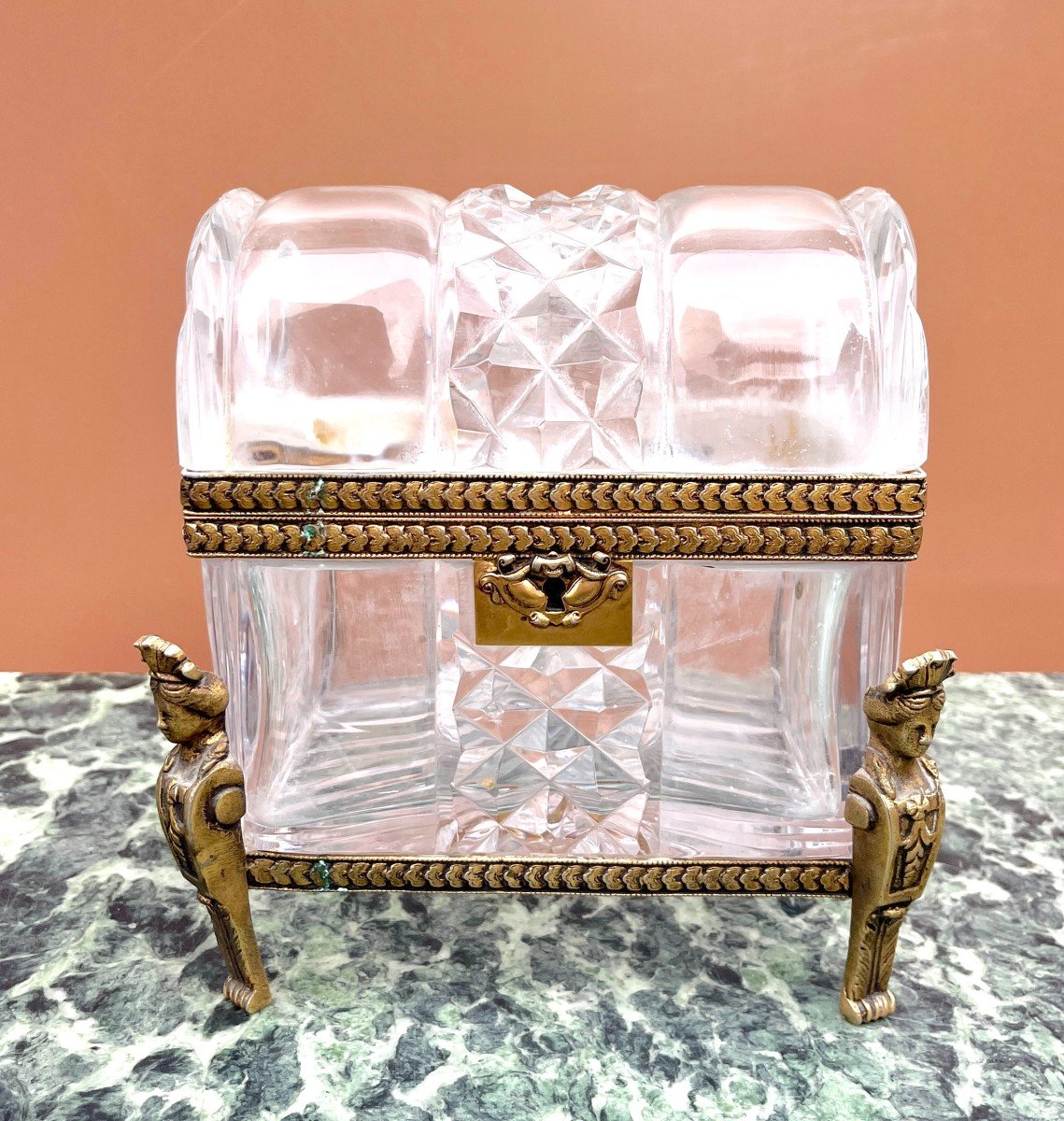 Creusot Crystal And Gilt Bronze Box-photo-3